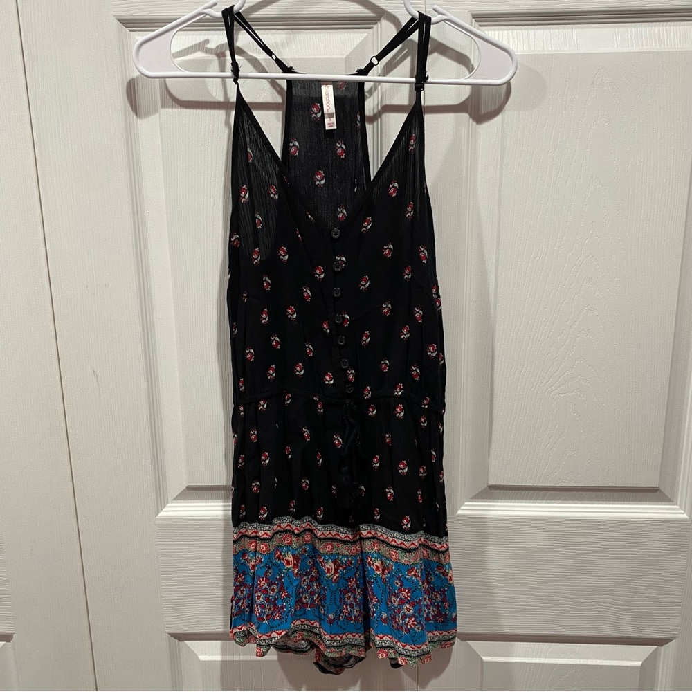XHILARATION Women’s Floral Romper / Cover Up - black & multi-colored, size S